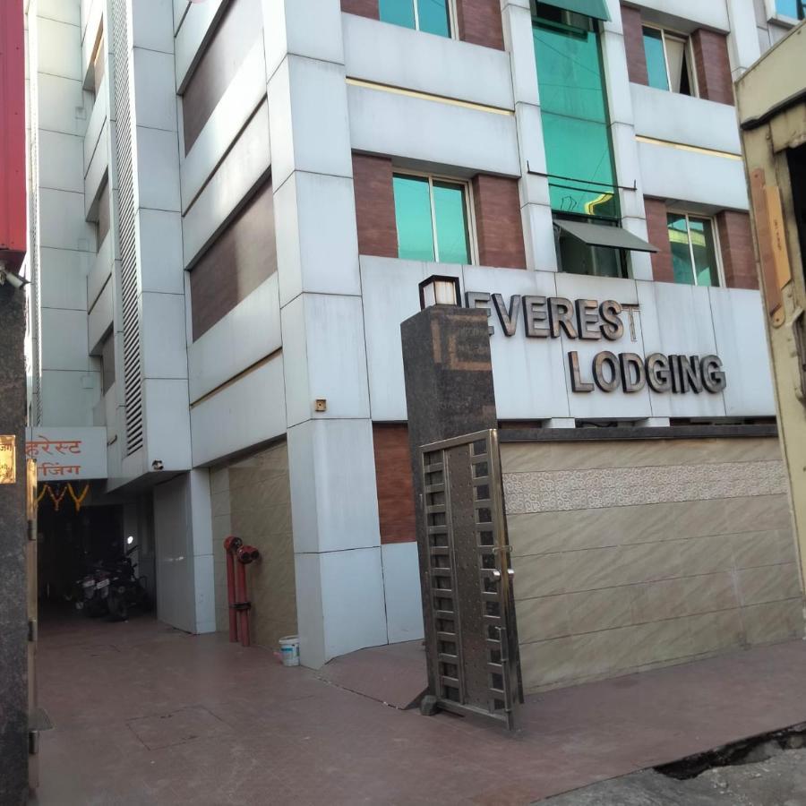 Hotel Everest Lodging 나비뭄바이 외부 사진