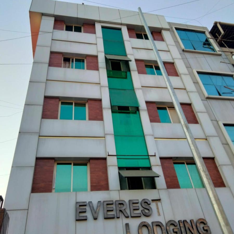 Hotel Everest Lodging 나비뭄바이 외부 사진