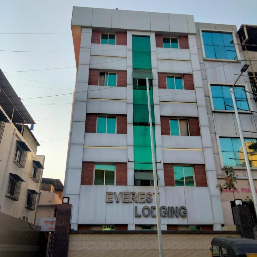 Hotel Everest Lodging 나비뭄바이 외부 사진