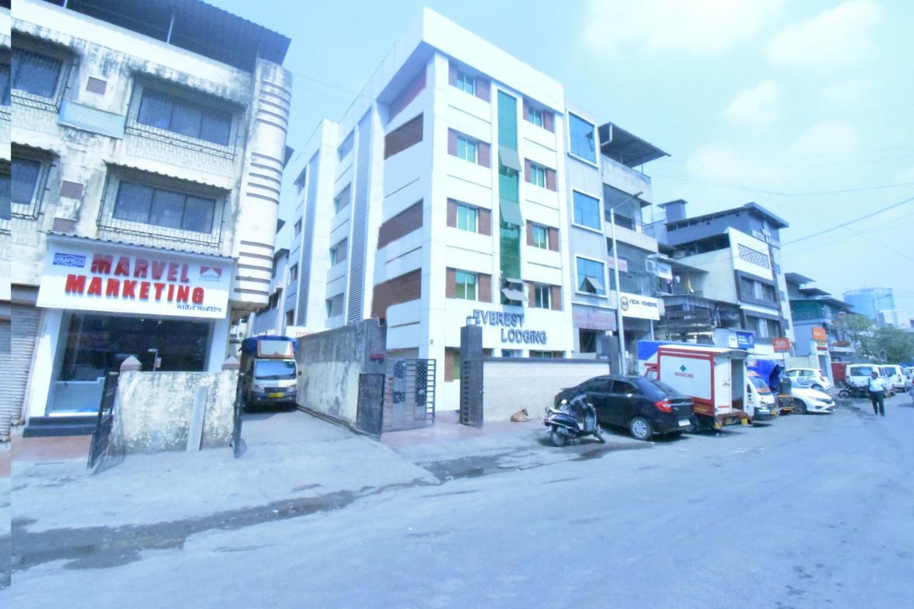 Hotel Everest Lodging 나비뭄바이 외부 사진