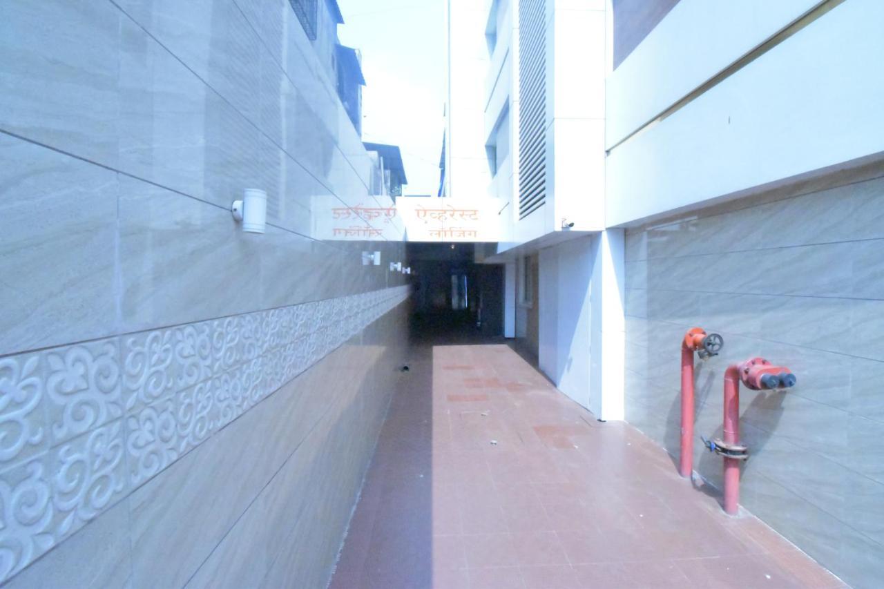 Hotel Everest Lodging 나비뭄바이 외부 사진